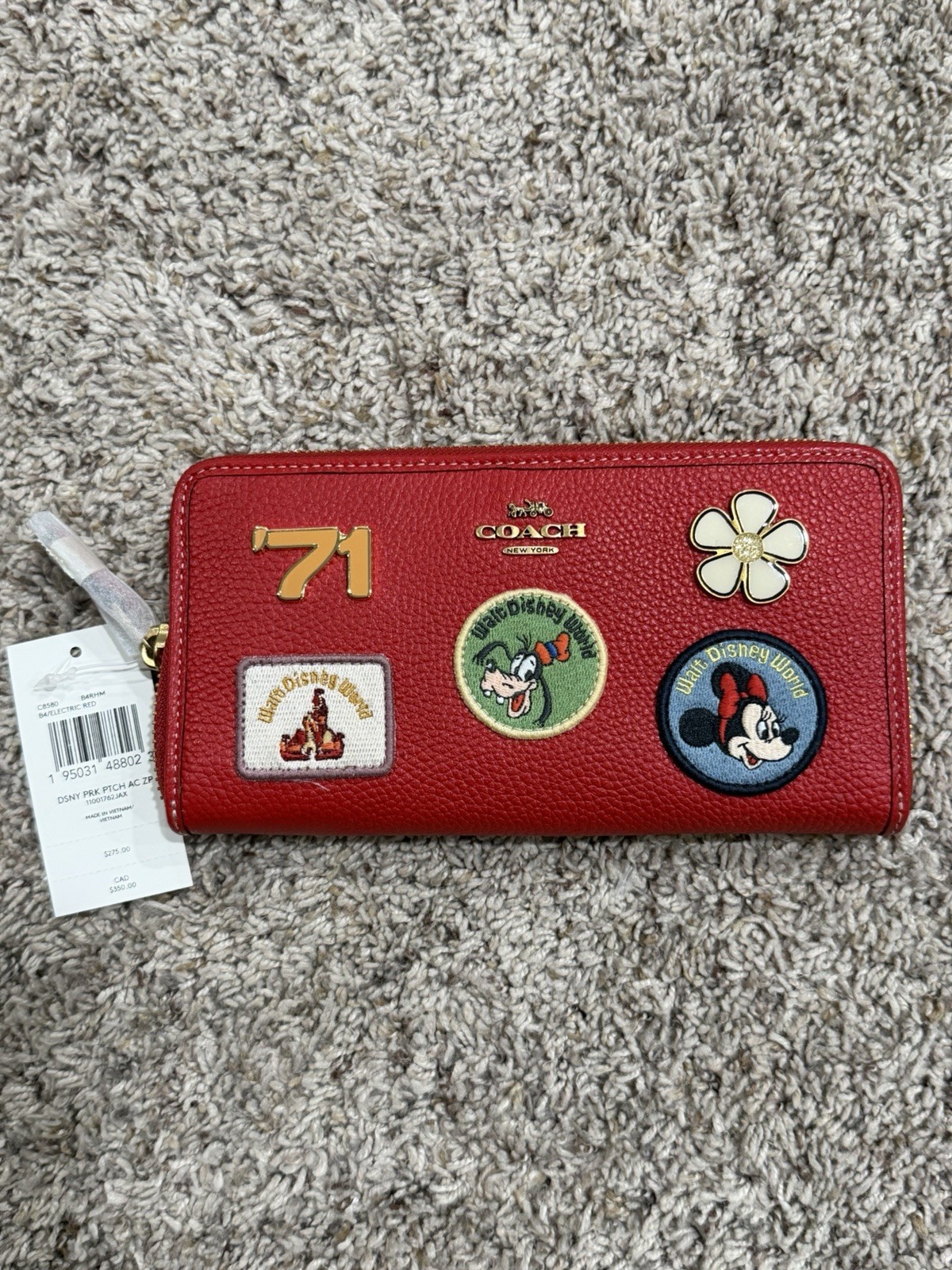NWT Disney Parks Coach Walt Disney World Patch Wallet Minnie Goofy 50th