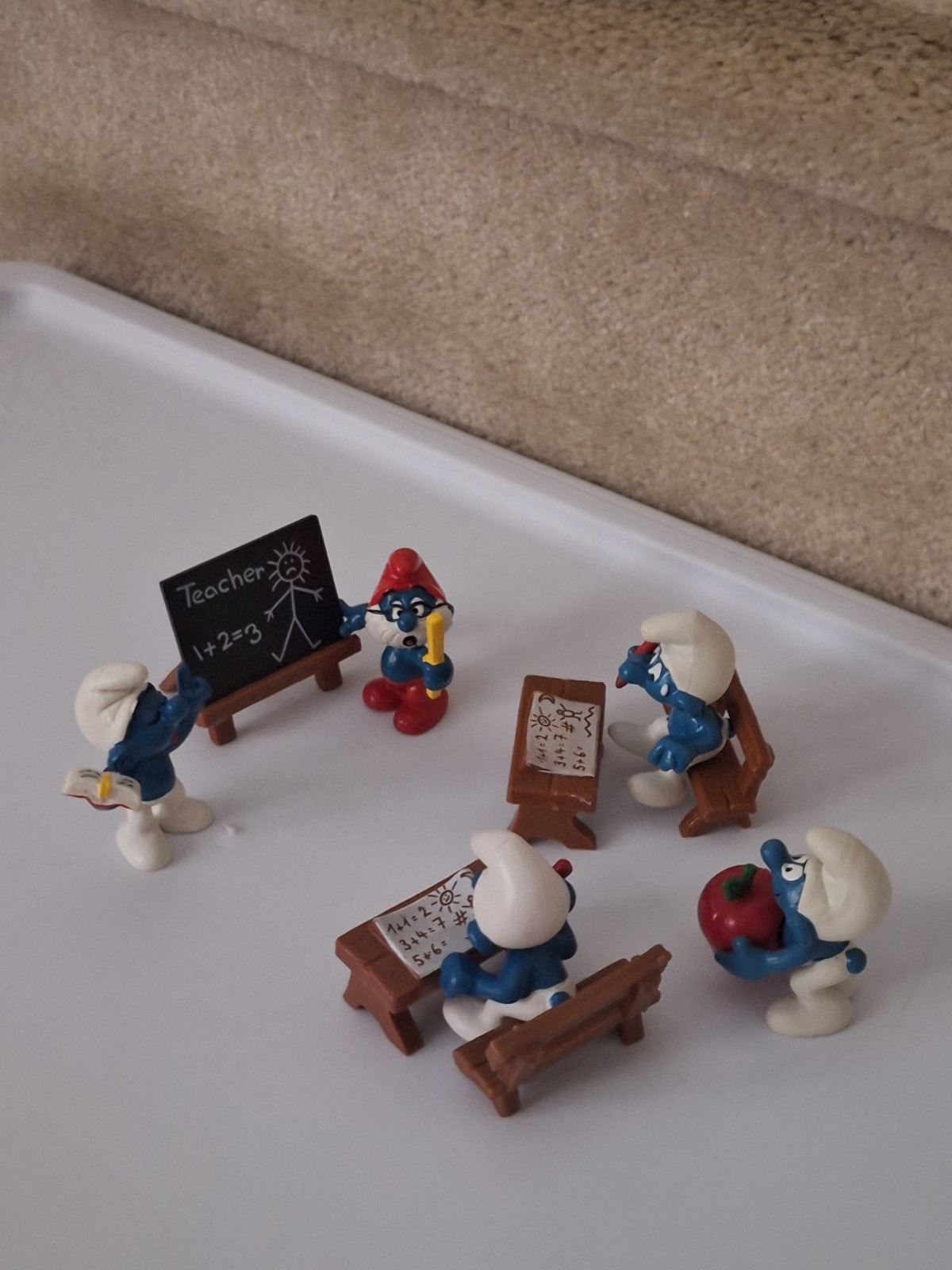 Vtg 80's Super Smurfs Lot of 5 -Teachers, Students, 2 Desk. ChalkBoard, & Apple Vtg 80's Super Smurfs Lot of 5 -Teachers, Students, 2 Desk. ChalkBoard, & Apple