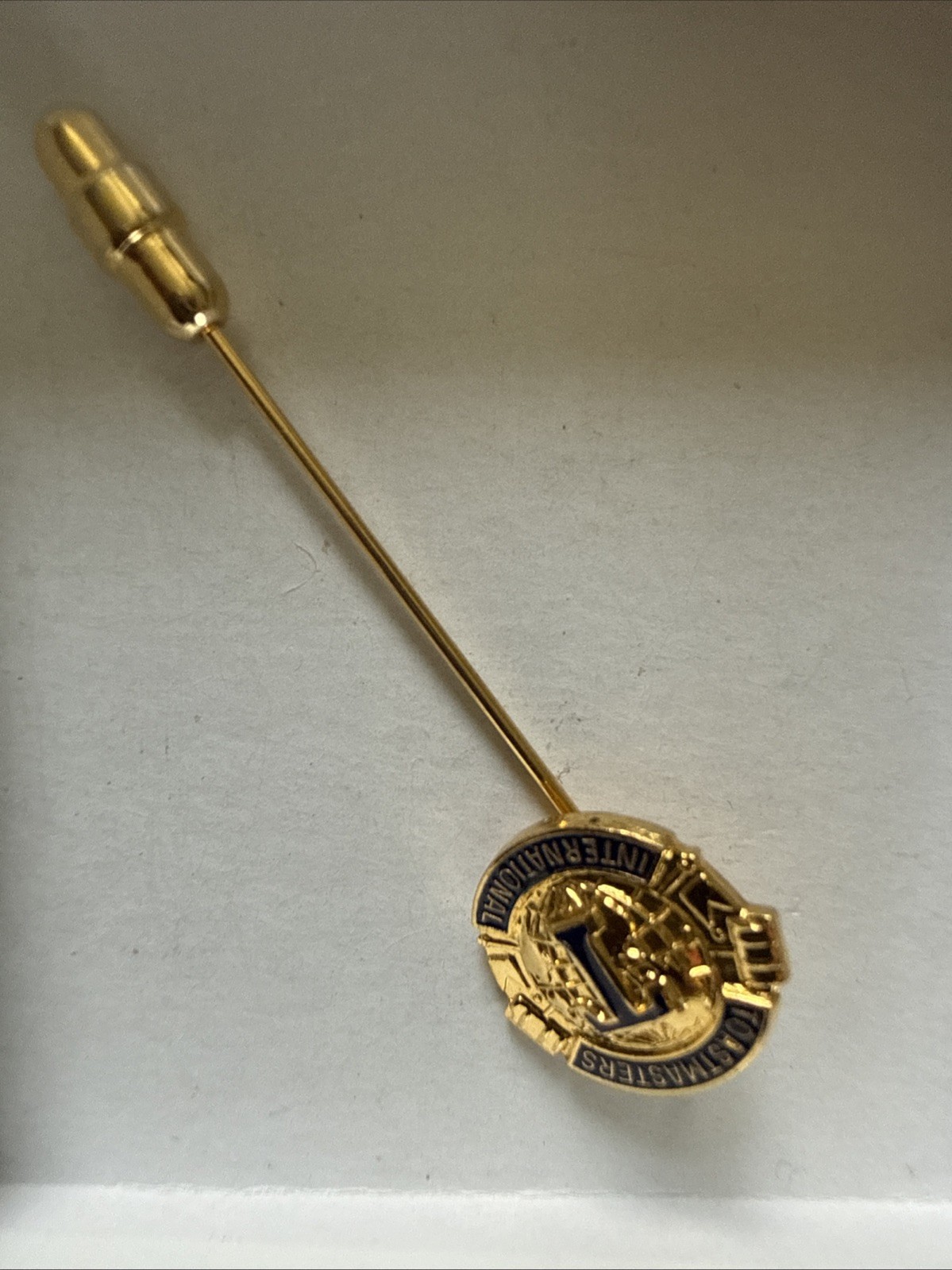 Vintage International Toastmasters Lapel Hat Pin Gold
