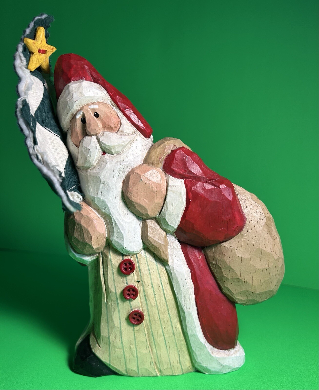 Life’s Little Gifts By Eddie Walker “Quilting Santa” Figure Christmas