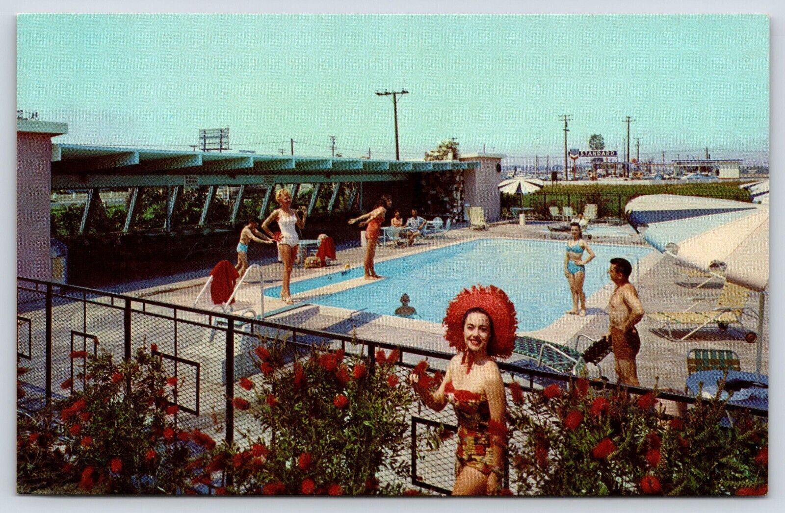 California Anaheim Americana Motel Pool View Vintage Postcard