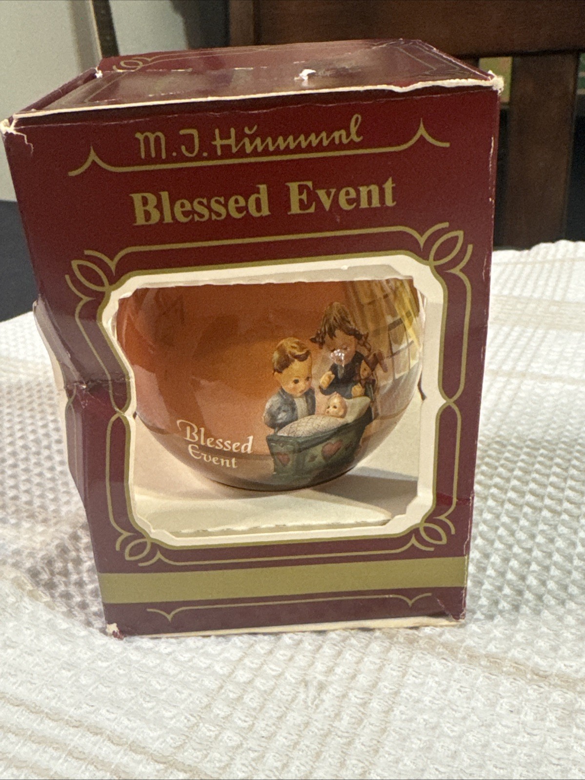 Vtg M.J. Hummel Blessed Event Ball Christmas Ornament 1983 Goebel Nativity