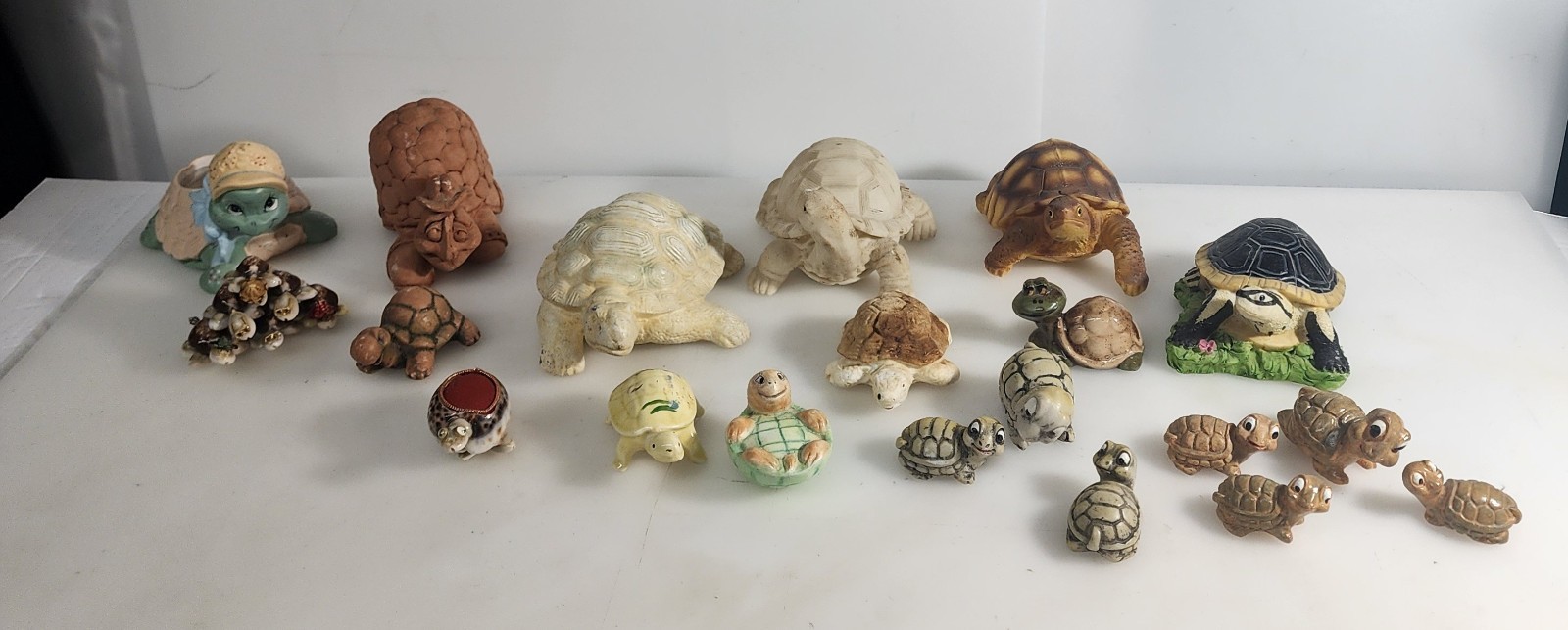Vintage Ceramic Resin Pottery Shell Turtle Figurine Lot of 20 Planter Vintage