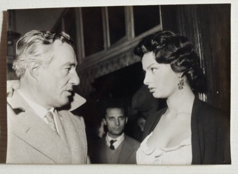 fo4383, original photo, famous people, actors vittorio de sica and sophia loren