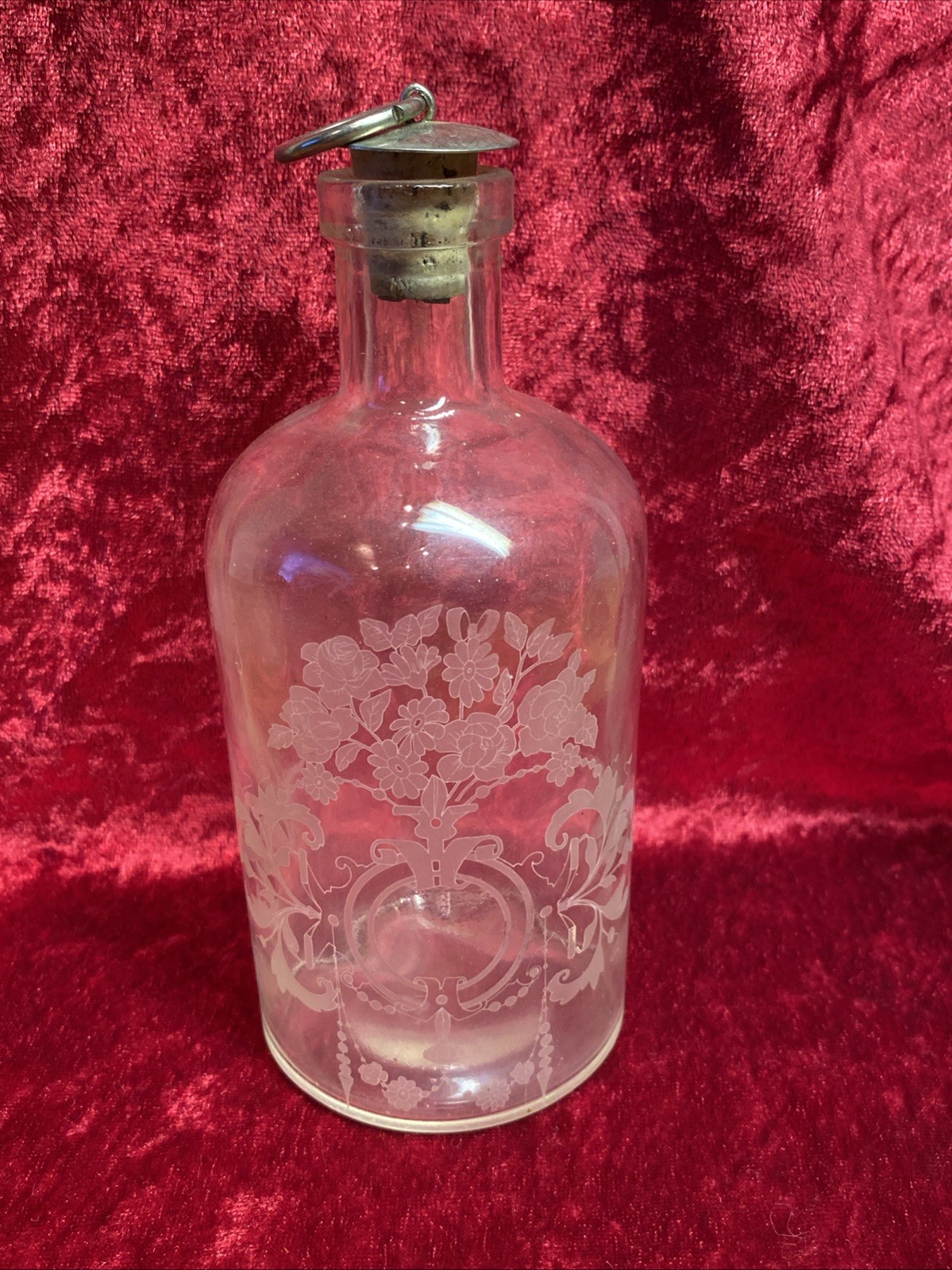 Vintage Etched Floral Glass Bottle / Decanter with Silver Cork Stopper Vintage Etched Floral Glass Bottle / Decanter with Silver Cork Stopper