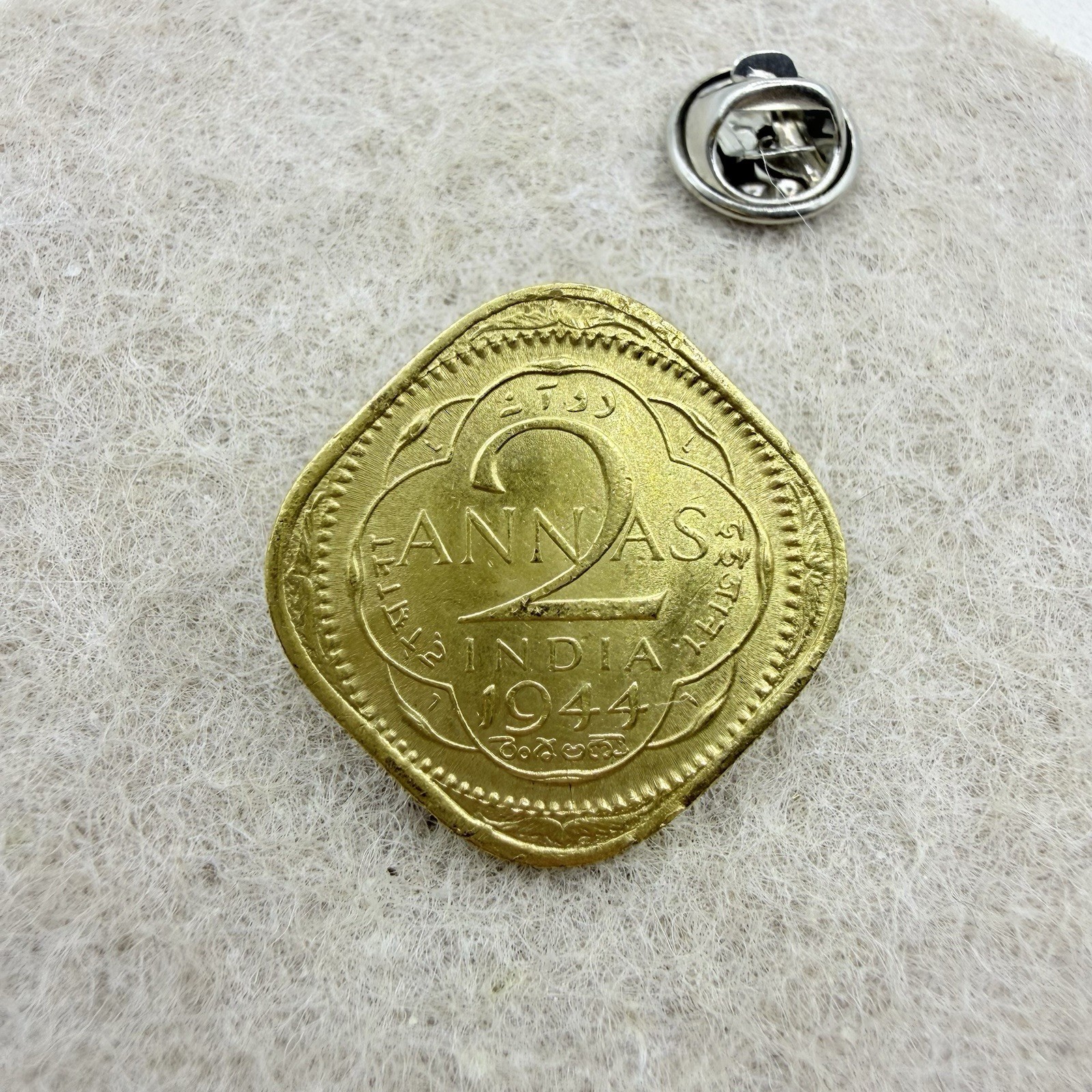 Vintage Gold Tone 1944 British India 2 Annas Coin Pin Currency Accessory Vintage Gold Tone 1944 British India 2 Annas Coin Pin Currency Accessory