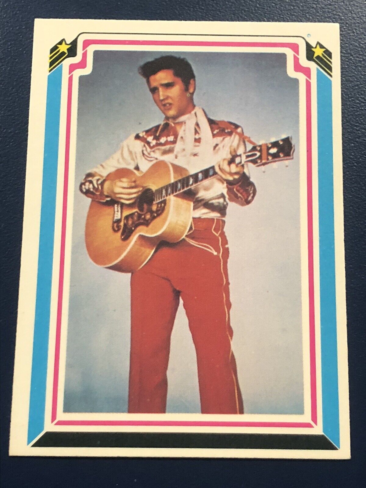 Vintage Elvis Presley Trading Card #29 Elvis Singing Teddy Bear 1978