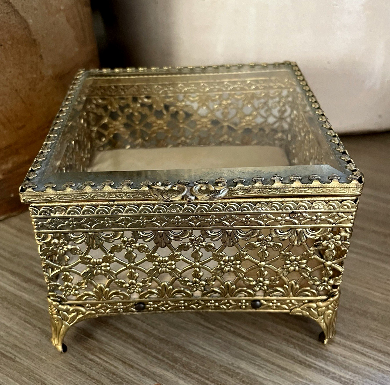 VTG Hollywood Regency Gold Filigree Jewelry Box Casket Beveled Glass Ormolu
