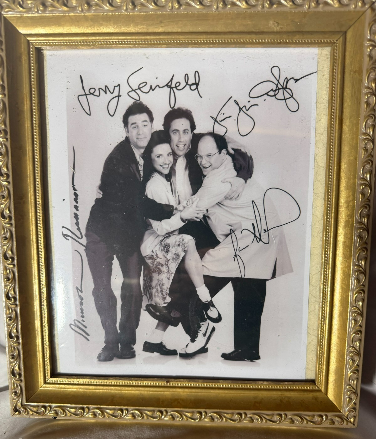 😁 Framed NEW Seinfeld Cast Photo Autographed Rare LOW PRICE ❤️