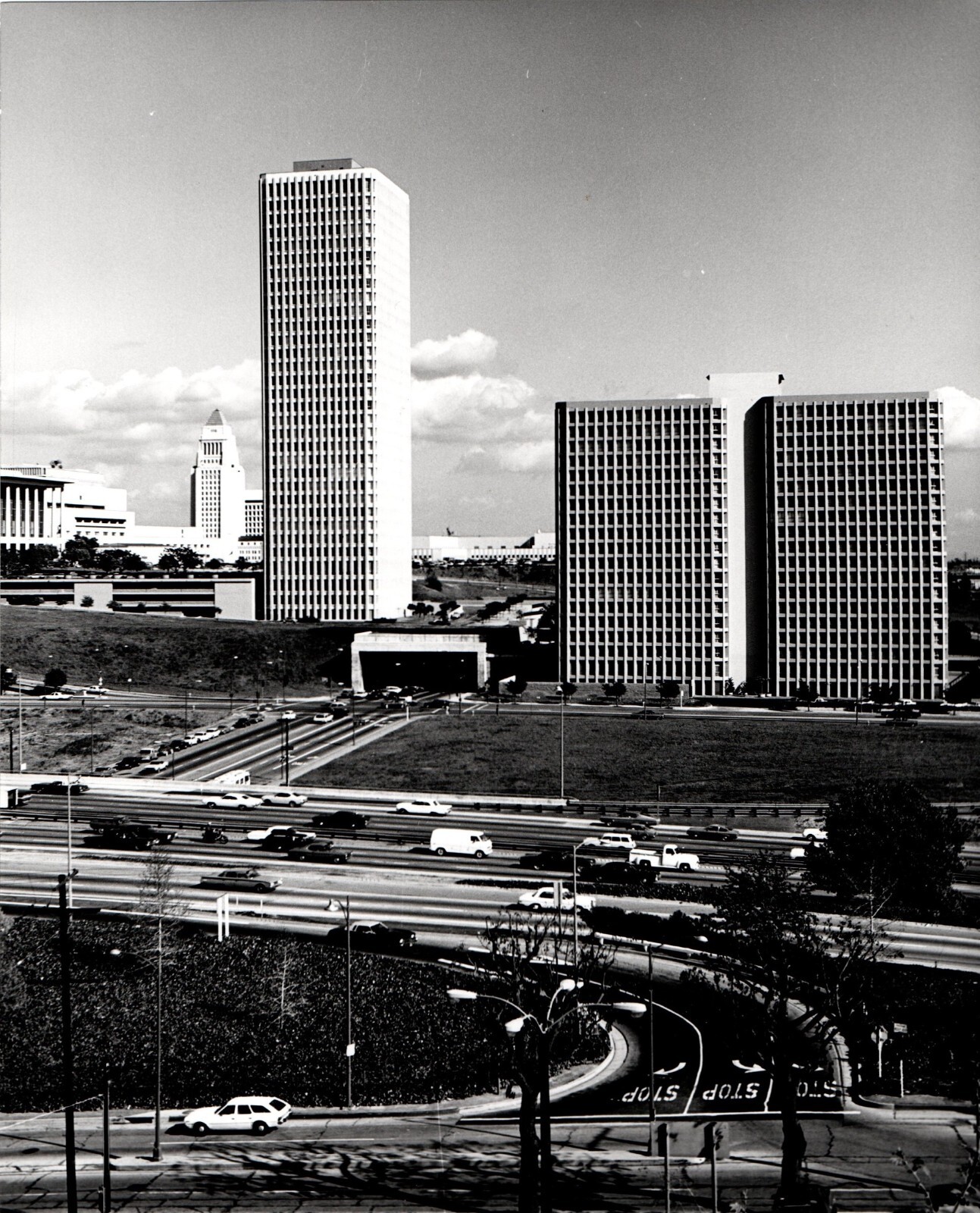 Vtg 1970\'s Original B&W Photo Los Angeles CA City View Street Scene 8x10