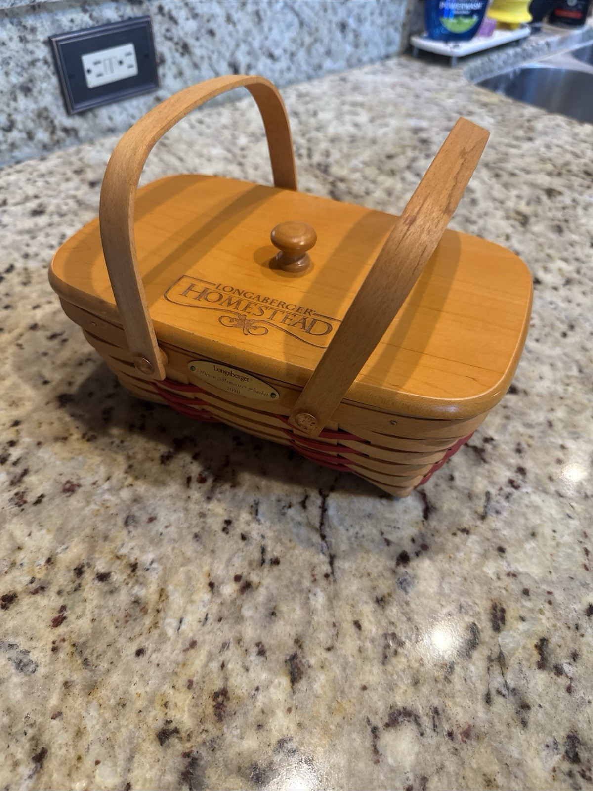 Longaberger 2000 Woven Memories Basket Lid and Protector 10”x 6\