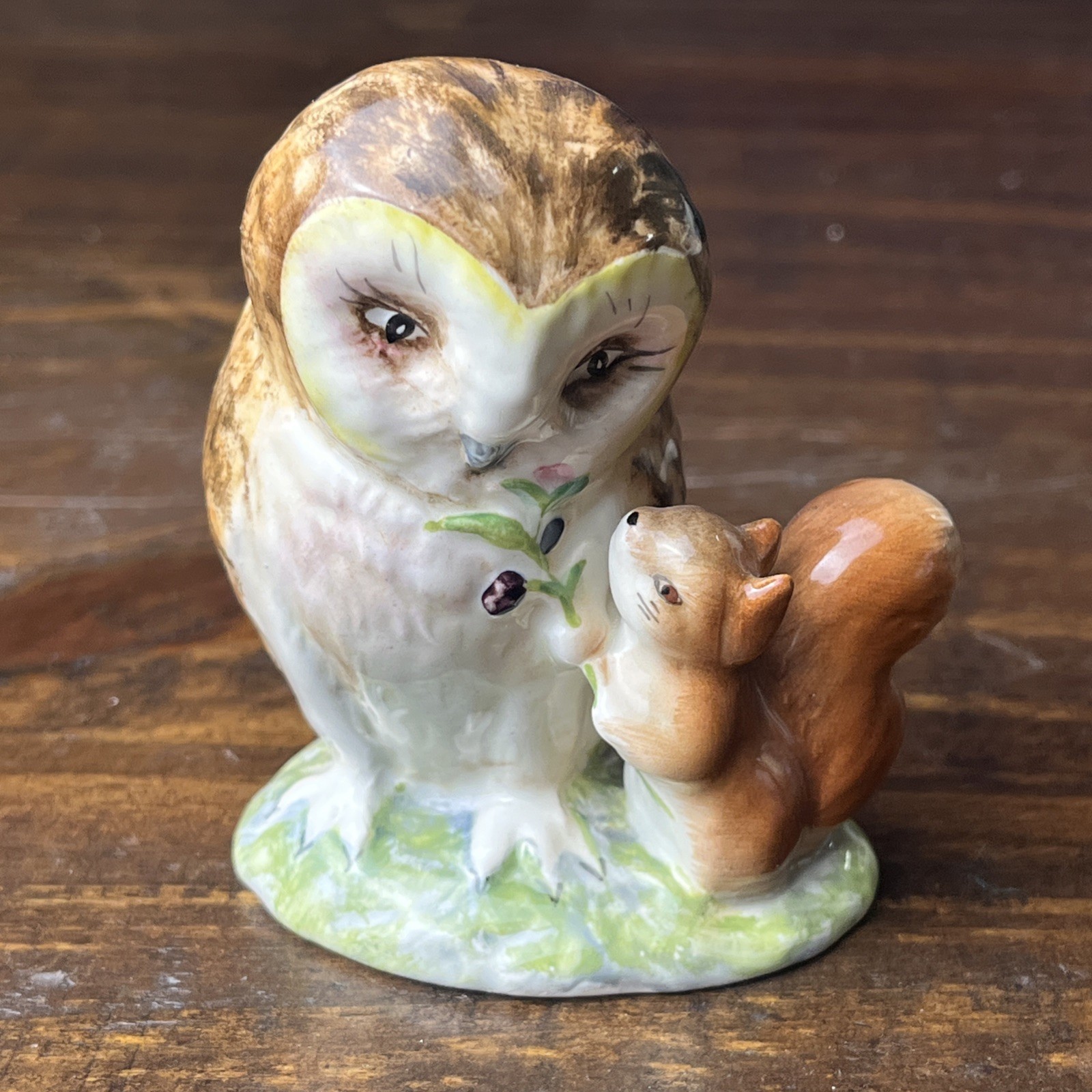 Beswick Beatrix Potter\'s OLD MR. BROWN, 1955-1961 Gold B2a1 Mark