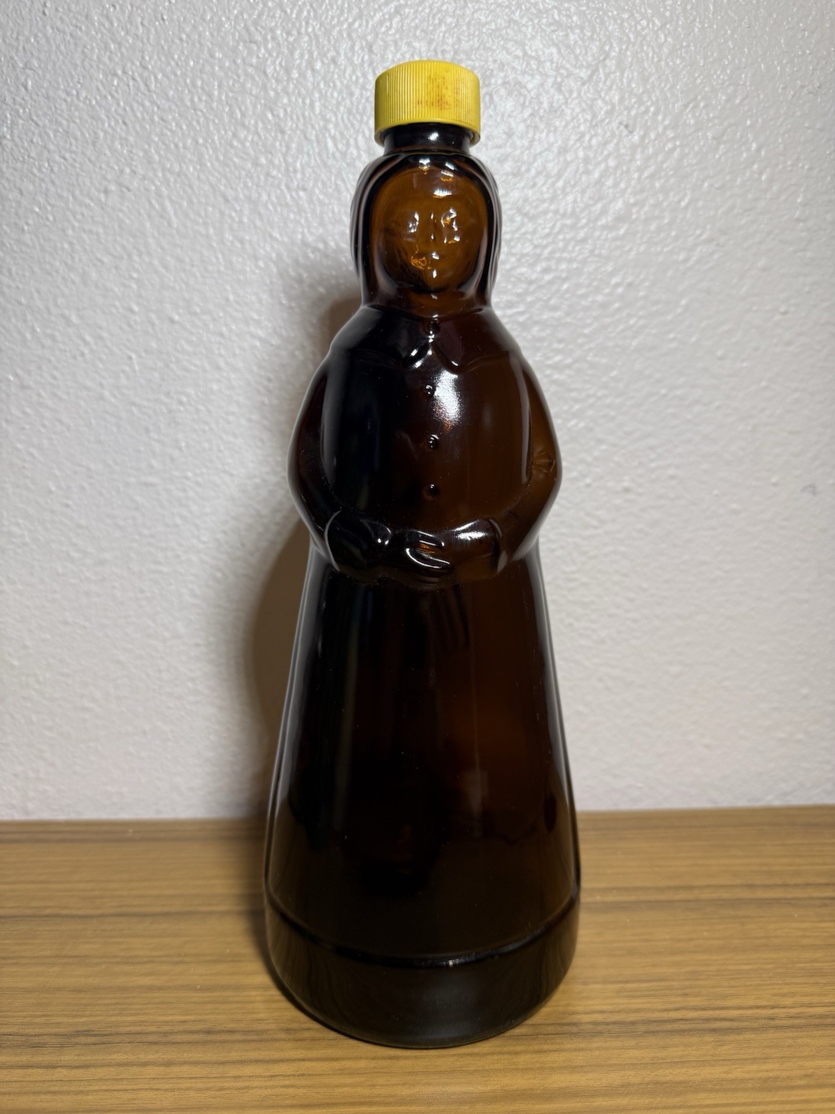 10 Inch Mrs Butterworth\'s Vintage Brown Glass No Lid Pancake Syrup Bottle
