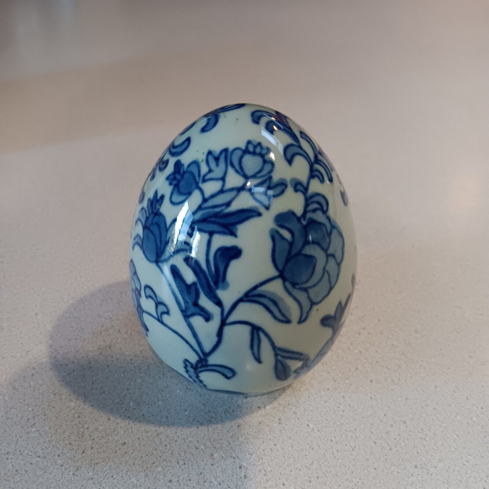 Vintage Cobalt Blue And White Floral Chinoiserie Porcelain Egg 