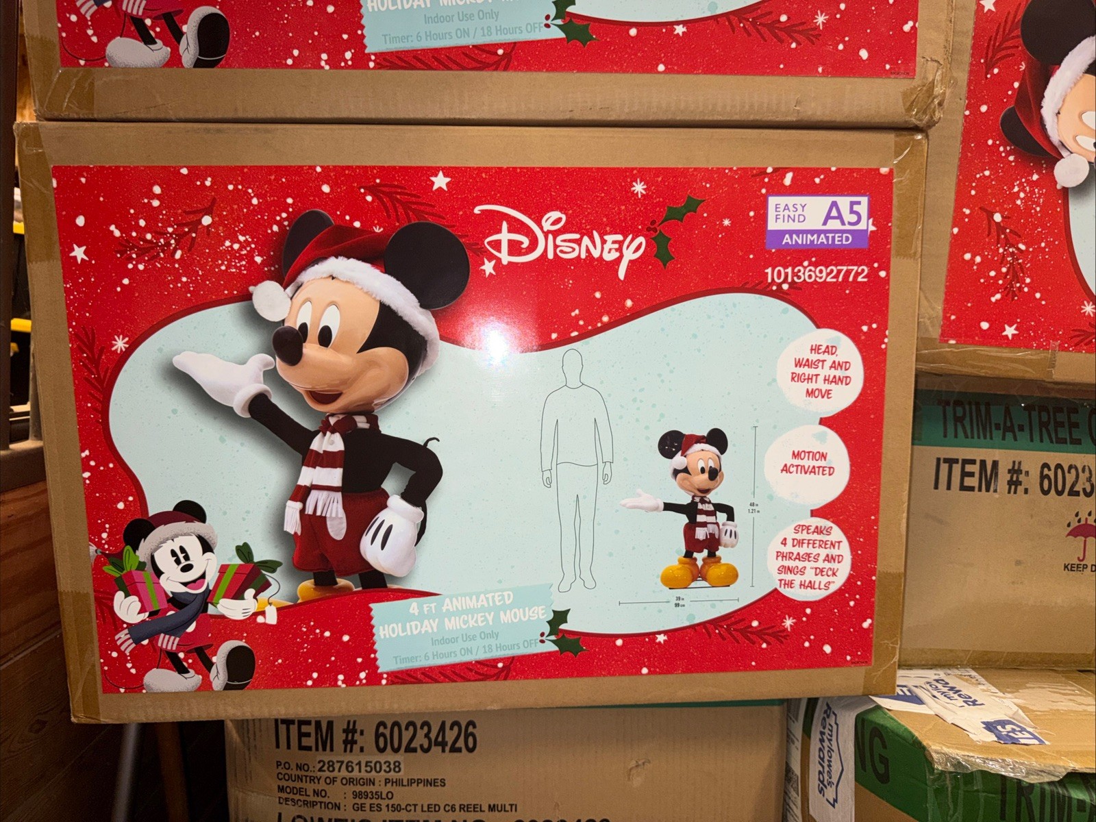 Disney 4 ft Animated Holiday Mickey Mouse Christmas Santa NEW IN HAND Home Depot