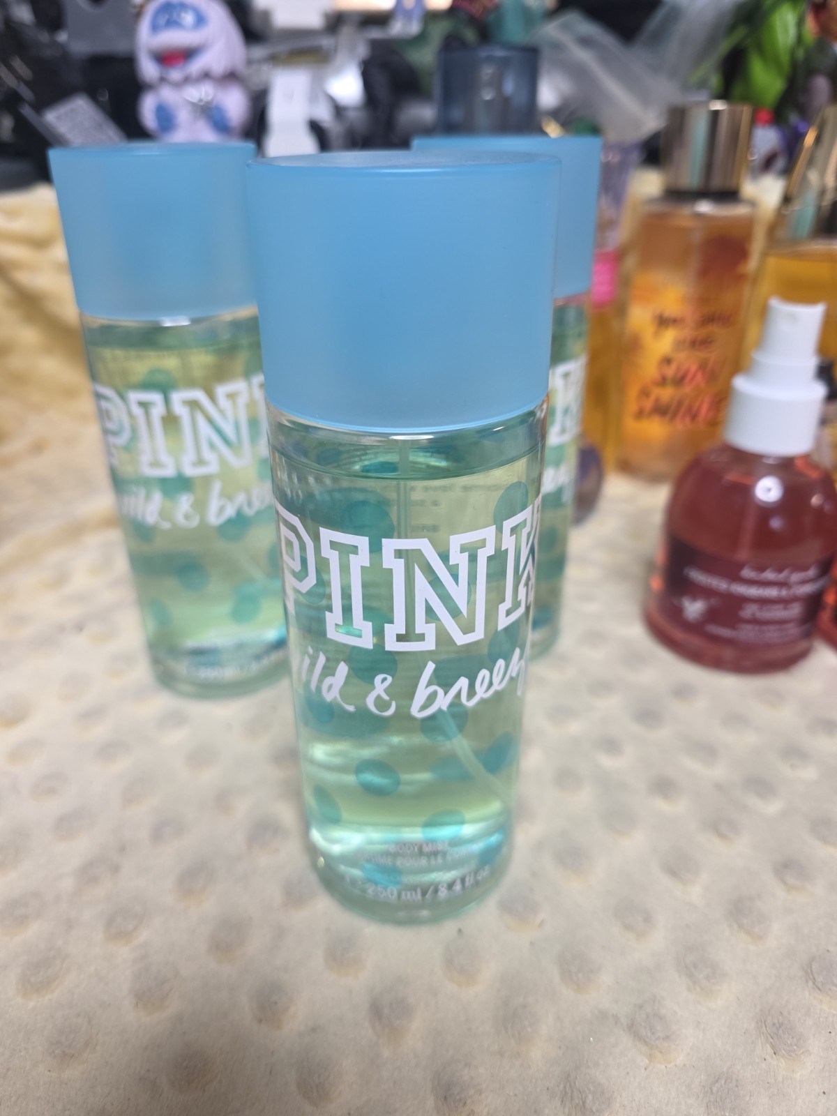 RARE  Victoria's Secret Pink Wild and Breezy 8.4oz Fragrance Body Mist NEW