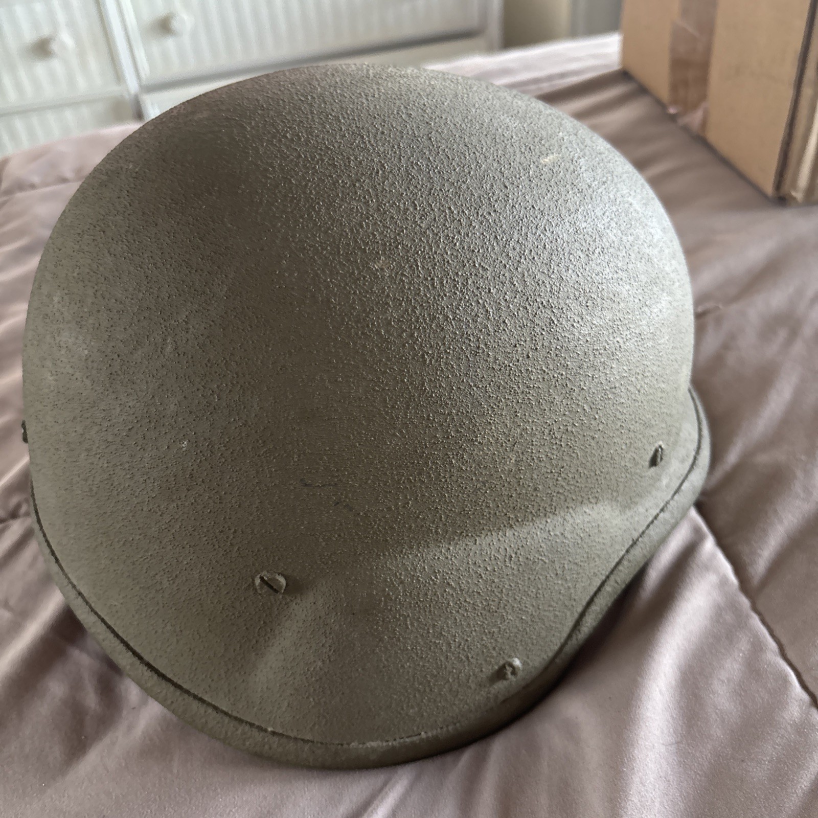 US Military PASGT Ground Troop Helmet Medium Gibraltar Industries green 