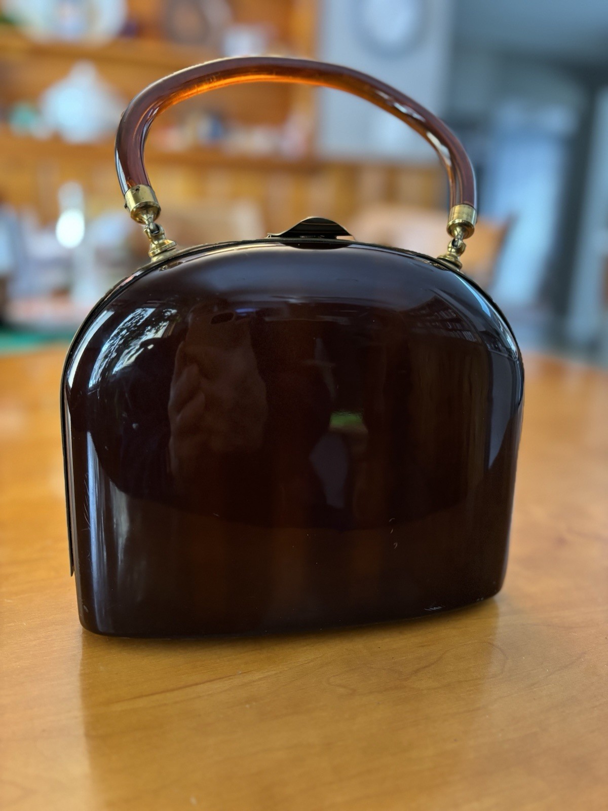 Vintage Bakelite Brass Dorset Rex Fifth Ave Amber Purse/Clean Gold Satin Inside￼