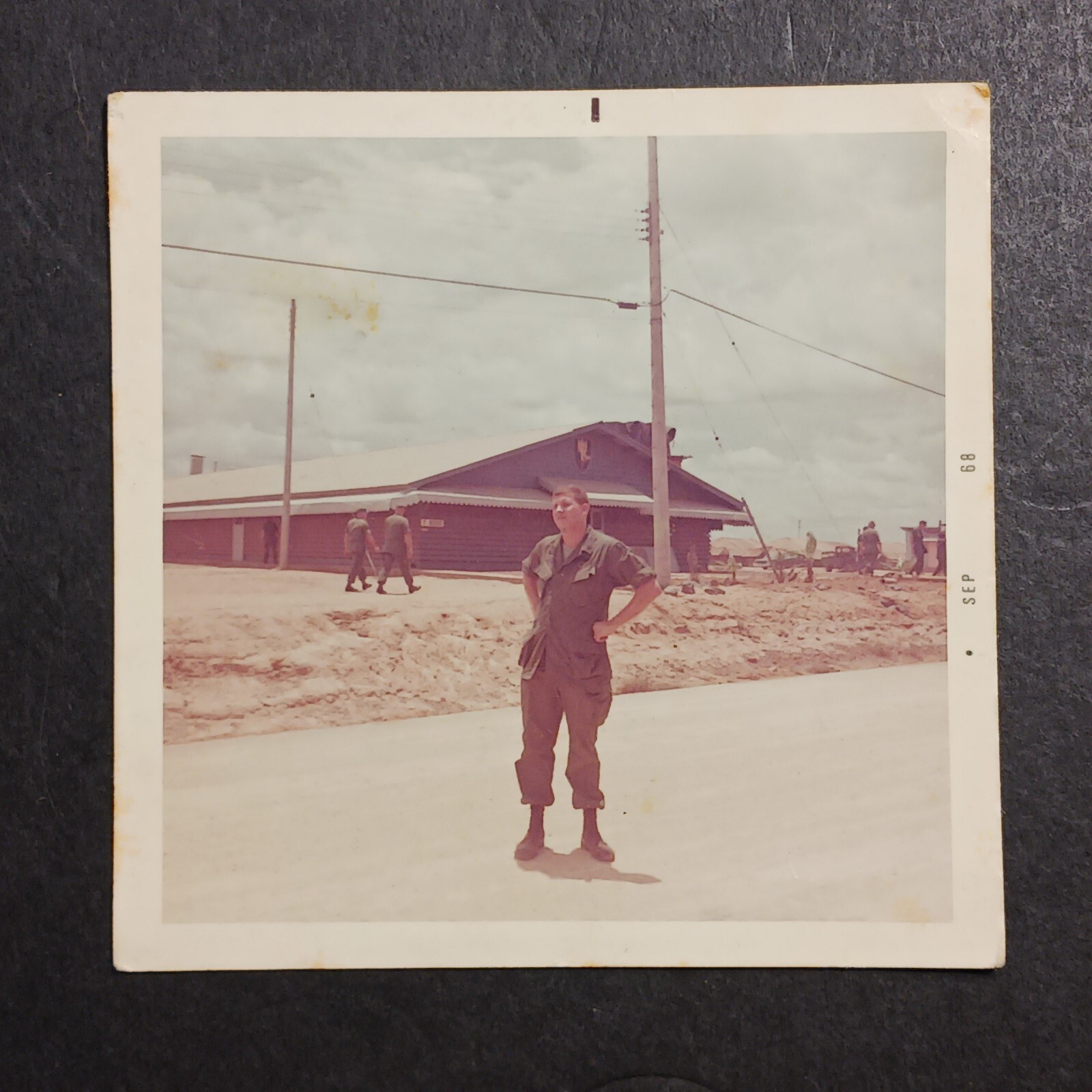 Vintage 1968 Vietnam War Original Snapshot Photo - Soldier Outside Mess Hall