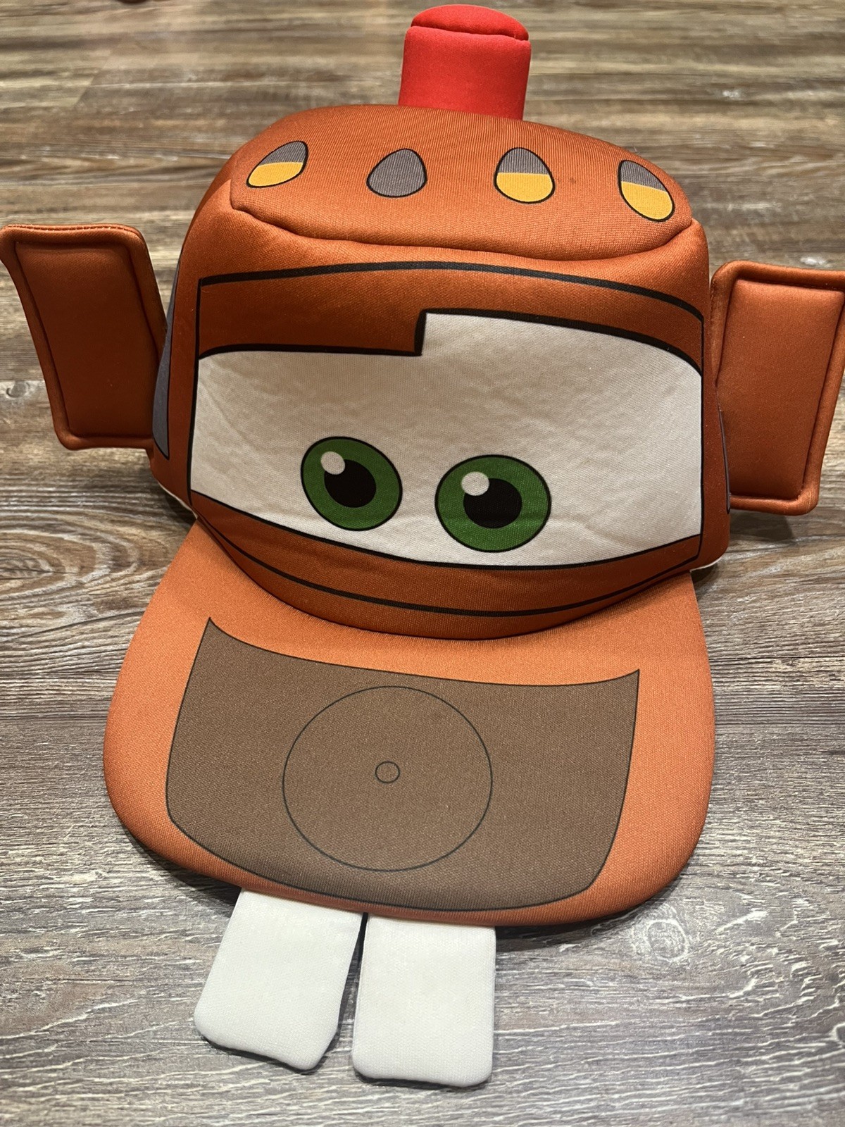 HTF Disney Parks Cars Land Tow Mater Adult Size Hat Cap 2015 Rare