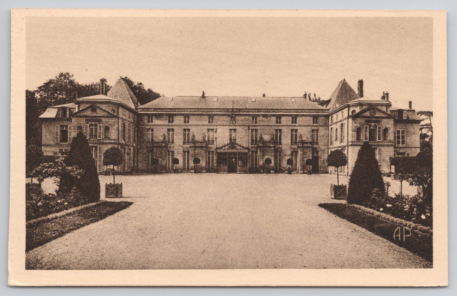 Chateau De Malmaison Rueil Malmaison France Vintage Postcard