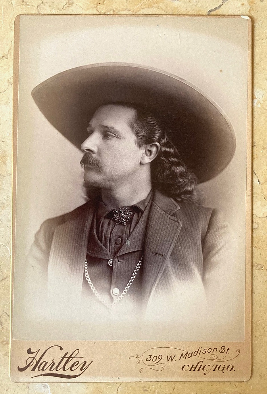ORIGINAL RARE [WILD WEST SHOWS] PAWNEE BILL 1886 CABINET PHOTO