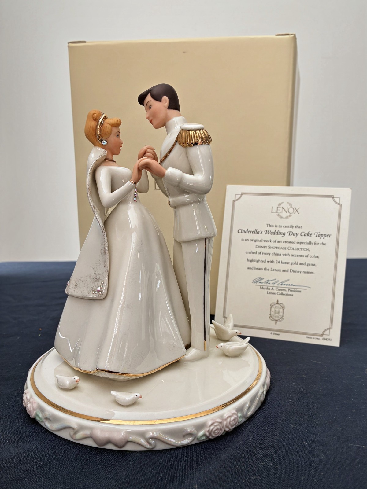 Lenox Disney Cinderella & Prince Charming Wedding Cake Topper Figurine