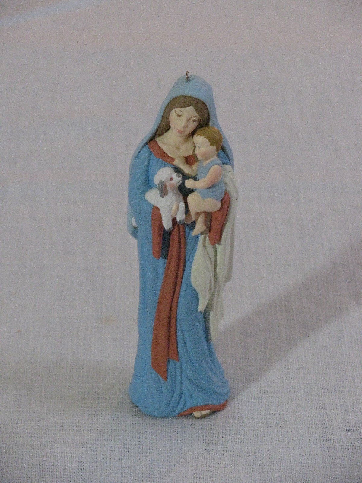 NIOB Vtg Hallmark Madonna and Child Christmas Ornament, 1998 rr NIOB Vtg Hallmark Madonna and Child Christmas Ornament, 1998 rr