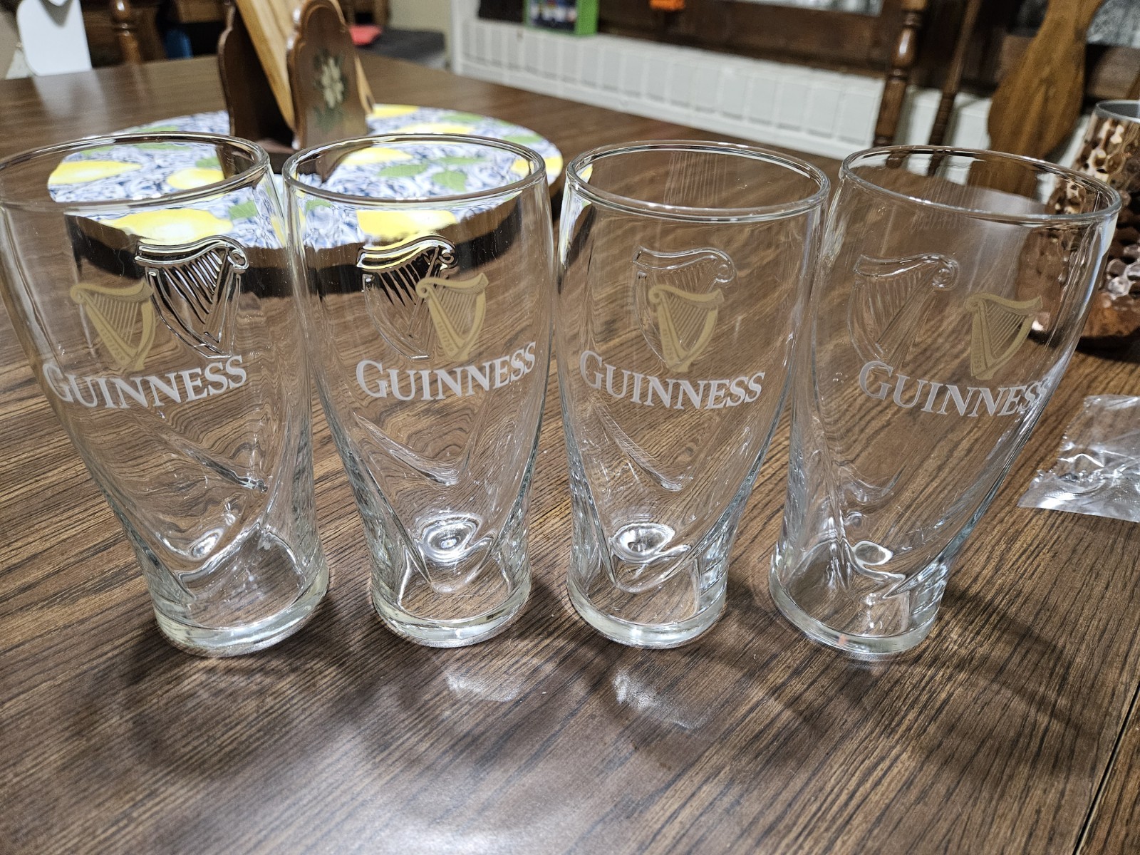 Guinness Gravity Pint Beer Glasses Set of 4 Official 20oz 