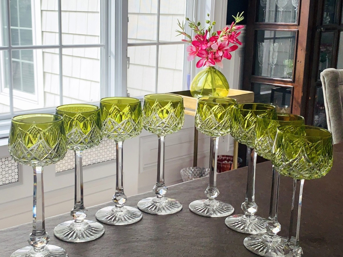Set of 8 Baccarat Chartreuse Wine  from 1930s; \