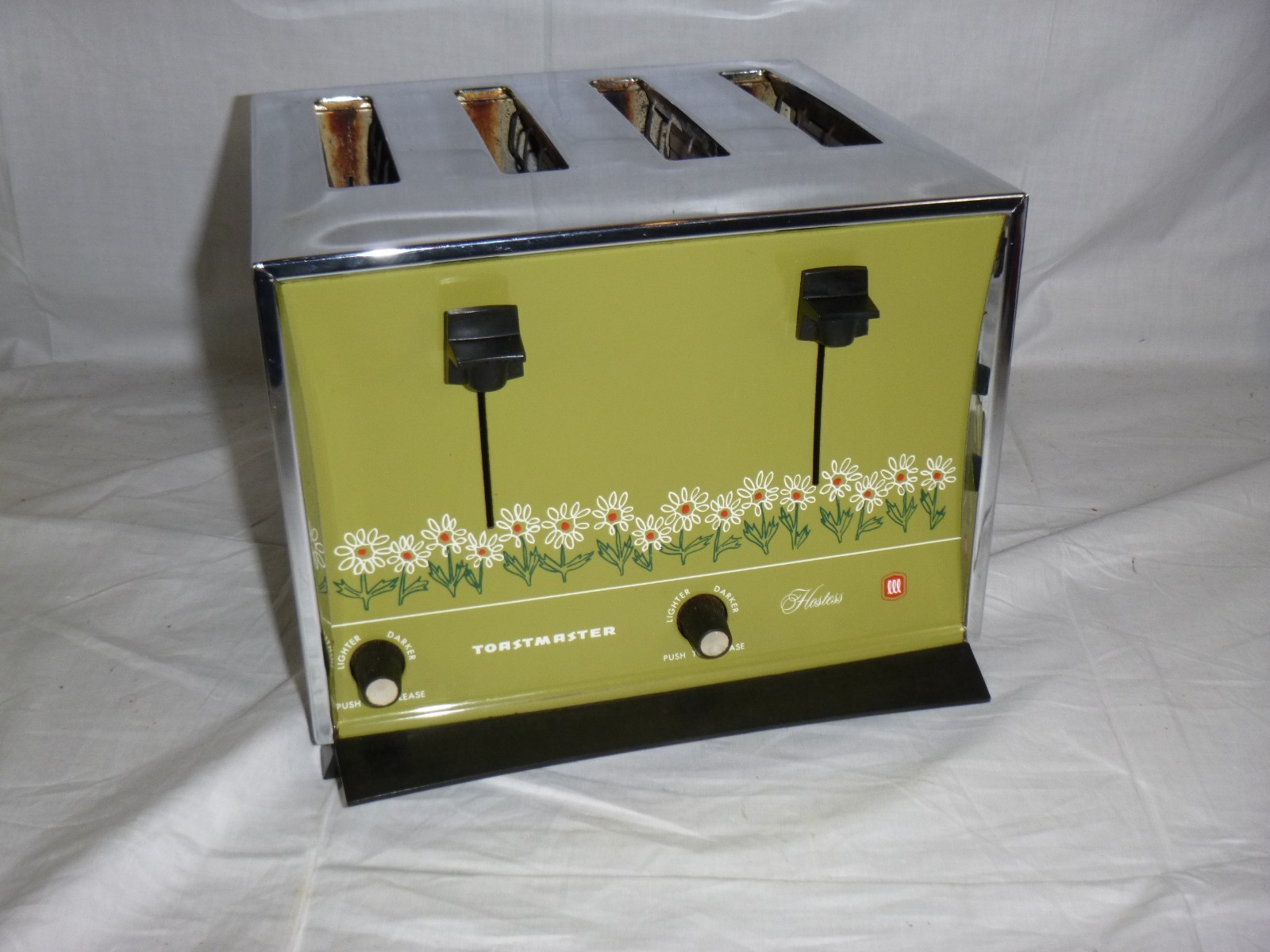 Vtg 70s Toastmaster Hostess Toaster #D105 Avocado Geeen W/ Daisies WORKS 