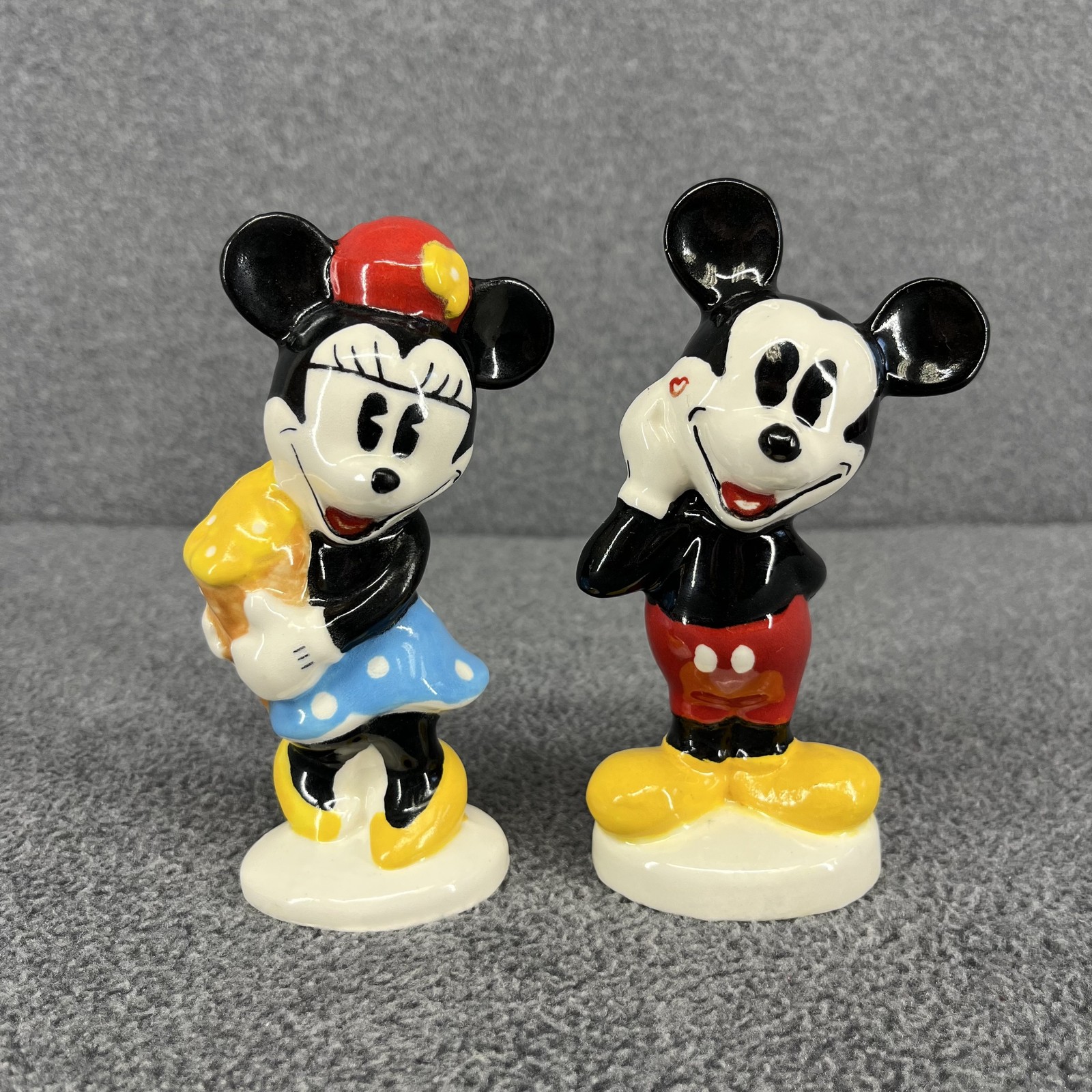 Vintage Disney Mickey Mouse Minnie Treasure Craft Ceramic Salt Pepper Shakers Se