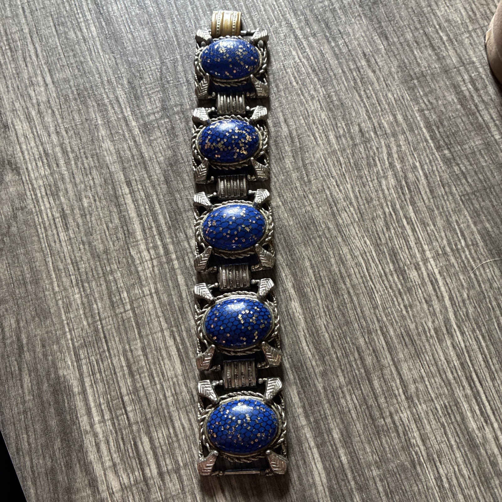 Vintage silver toned metal link bracelet