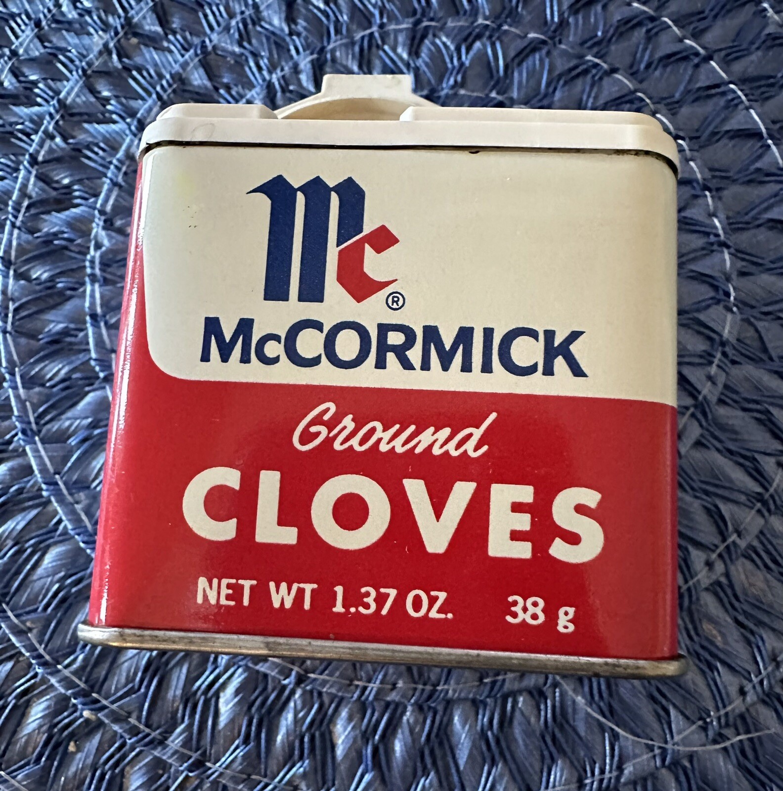 McCORMICK Ground Cloves Vintage Spice Tin Container Memorabilia