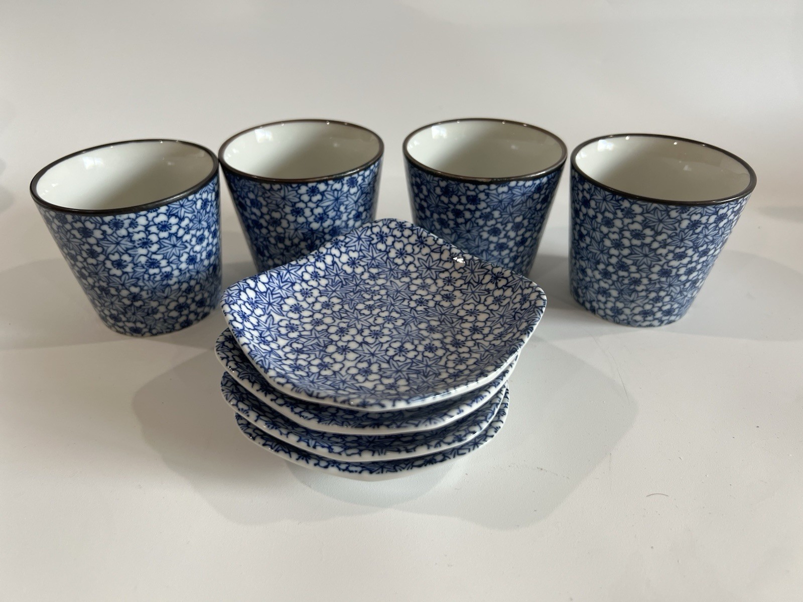 4 Vtg Japan Teavana Fine Porcelain Tea Cups & Saucers Blue & White Flowers Rare