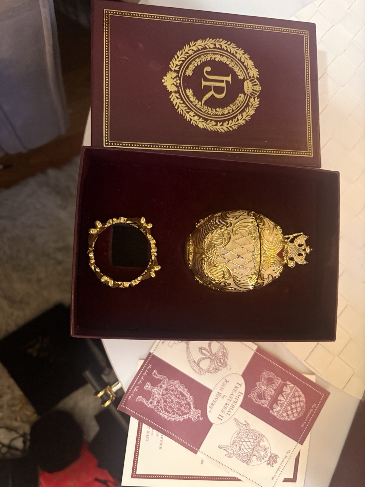 Joan Rivers Imperial Treasures Musical Egg Complete With Stand And Paperwork