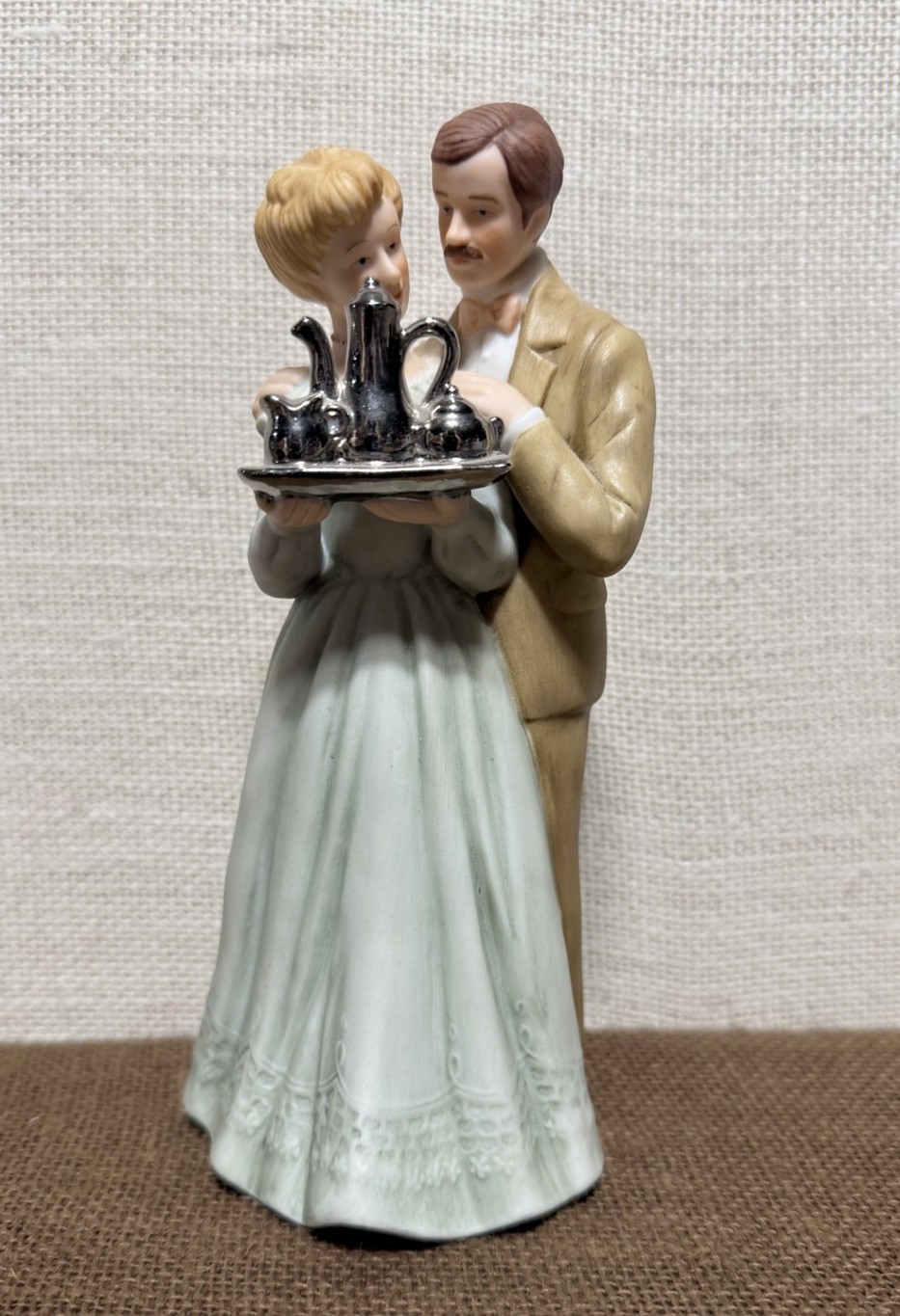 1983 ENESCO 25 YEARS TOGETHER 7” COUPLE SILVER ANNIVERSARY GIFT E-3247 CAKE TOP