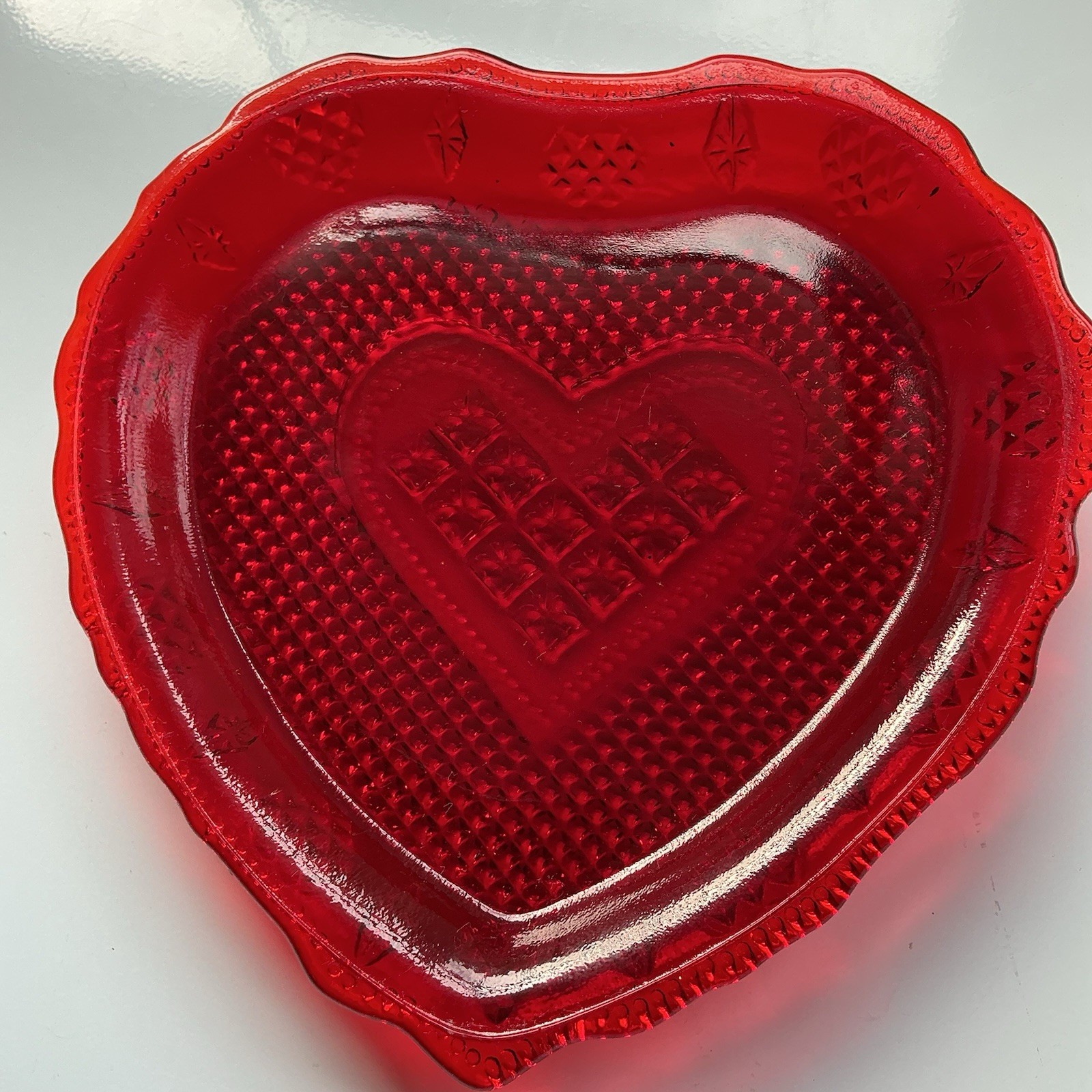 VTG-Avon Ruby Red Heart & Diamond Pattern Candy-Trinket Dish PRISTINE