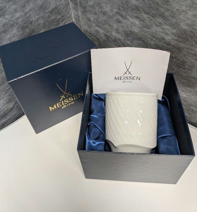 Meissen White Porcelain Teacup Free Mug with Box & Booklet Unused used Meissen White Porcelain Teacup Free Mug with Box & Booklet Unused used