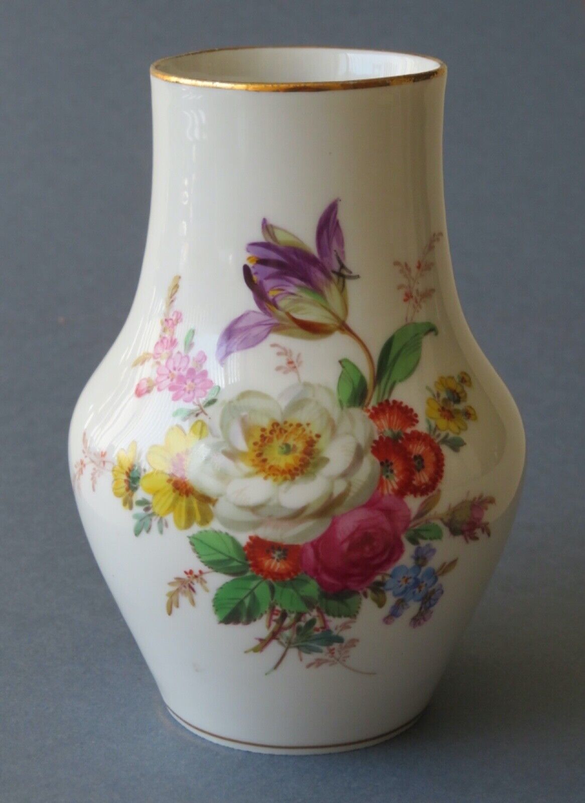 FINE OLD MEISSEN HAND PAINTED VASE WITH FLOWERS