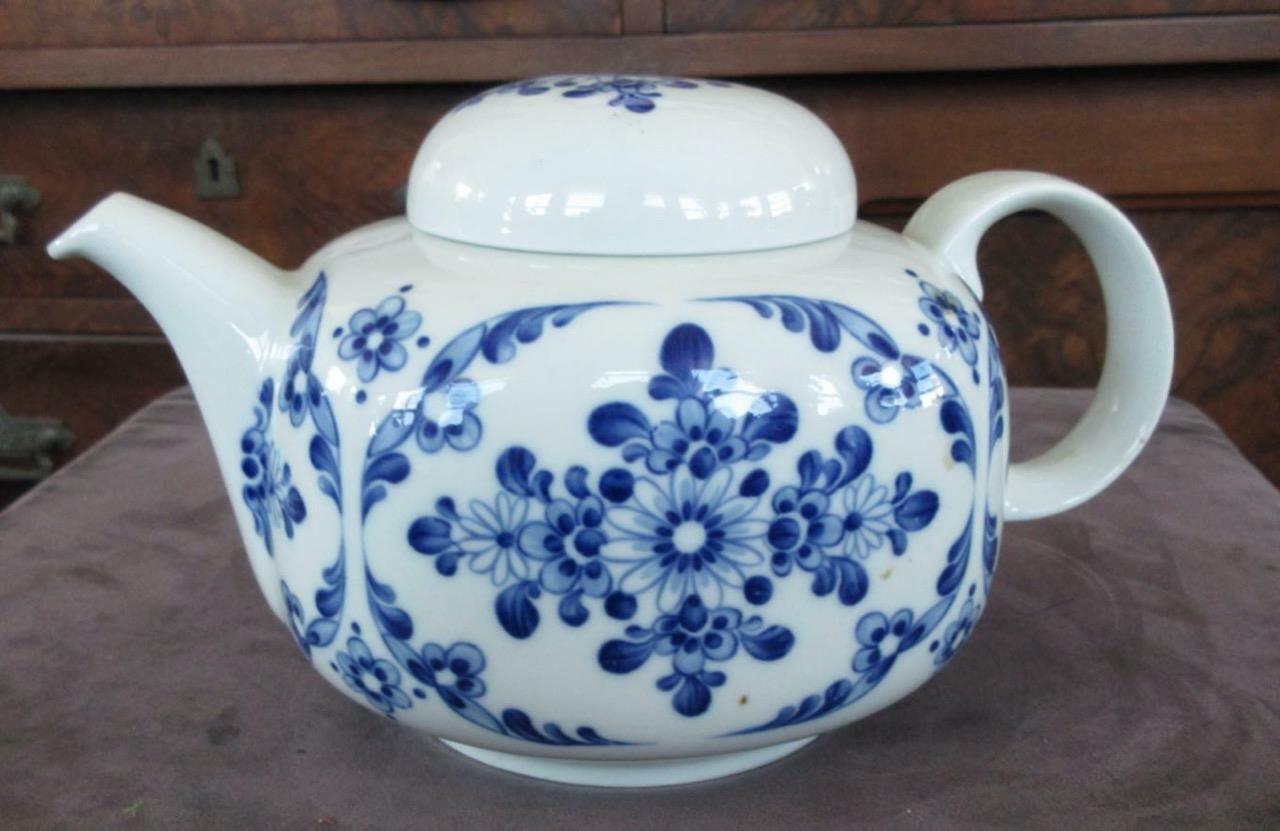 Echt Kobalt Floral Four Cup Teapot