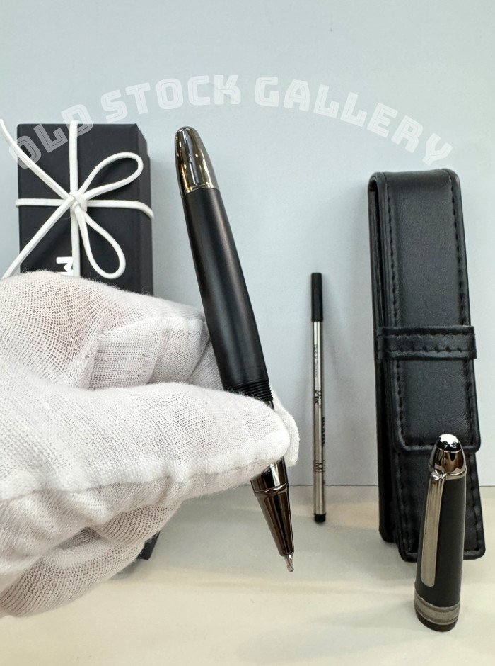 MONTBLANC Meisterstück 146 Ultra Black Classique Rollerball Pen Matte Black Gift
