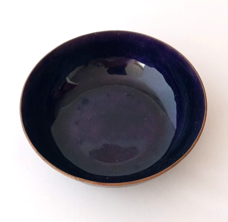 Guildcraft Hammered Copper & Dark Purple Enamel Bowl Tray c1930s