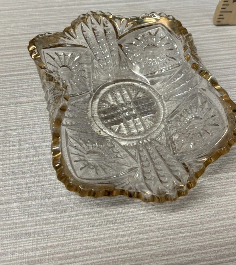 VINTAGE Crystal Candy Bowl Dish With Gold Trim 5 1/2” VINTAGE Crystal Candy Bowl Dish With Gold Trim 5 1/2”