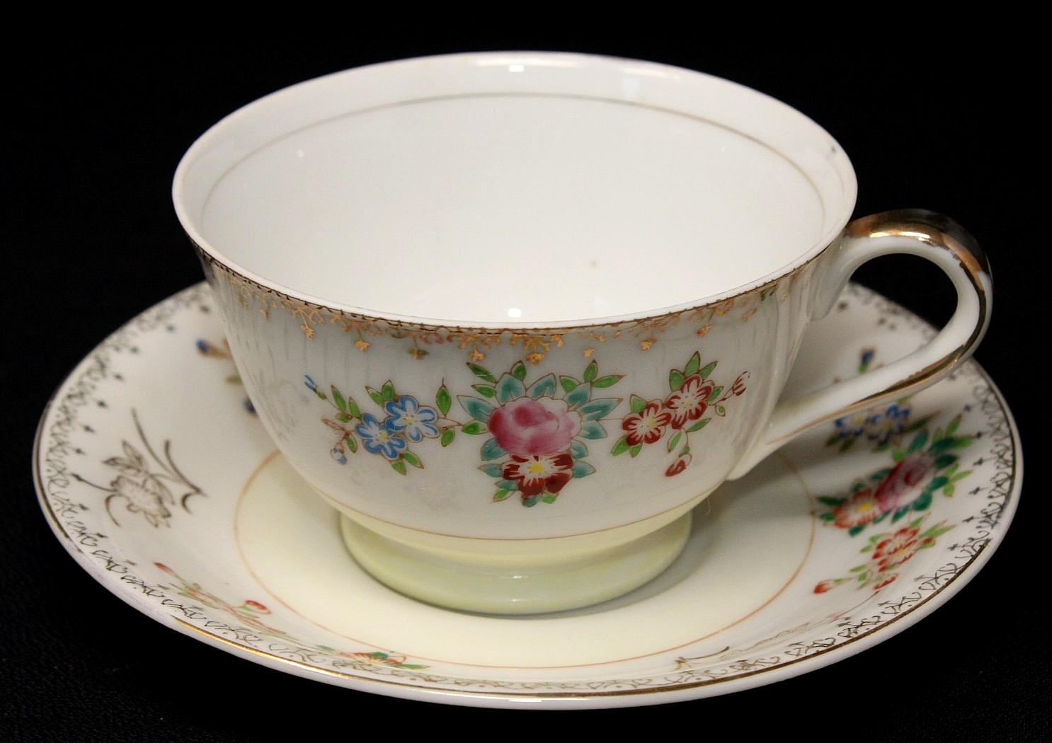 Vintage Berkshire OCCUPIED JAPAN Fine China Teacup & Saucer, Flowers Gilding EC
