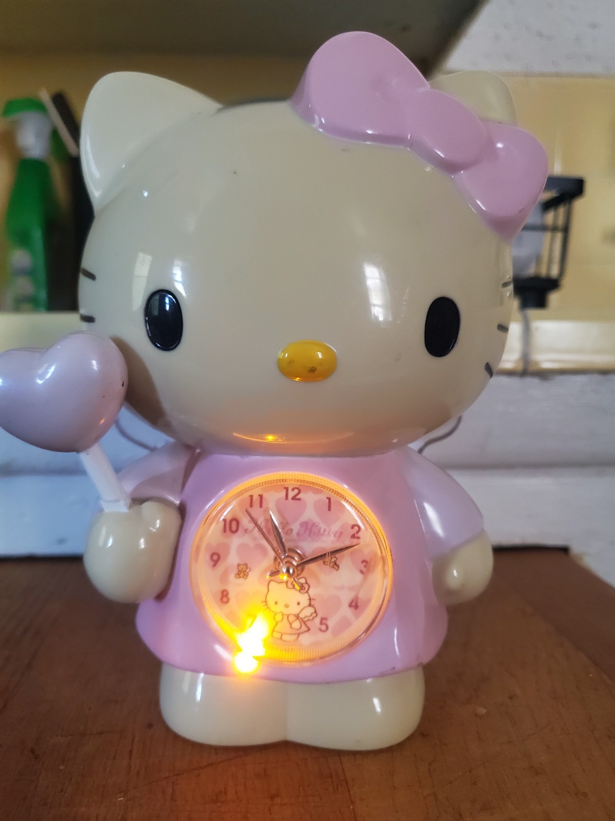 Preowned Vintage 2005 #y2k Hello Kitty Musical Alarm Clock