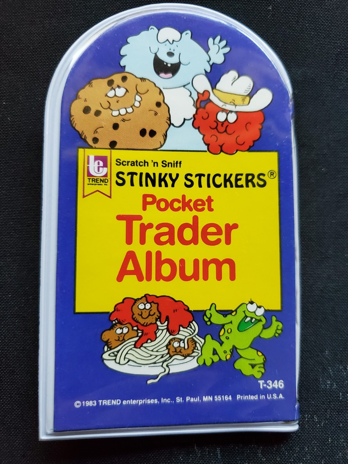 Vintage Trend Enterprises Scratch n Sniff Pocket Trader Album 1983 NEW
