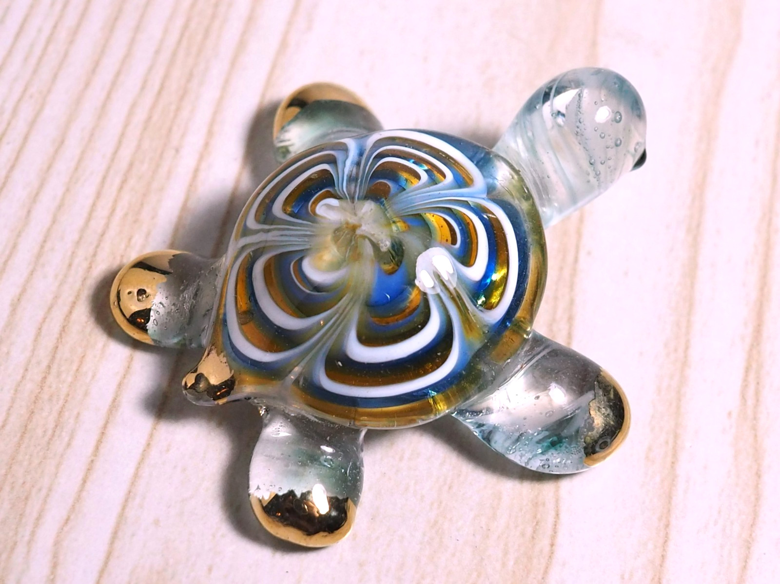 blue amber Turtle figurine hand blown Art Glass 1.85\