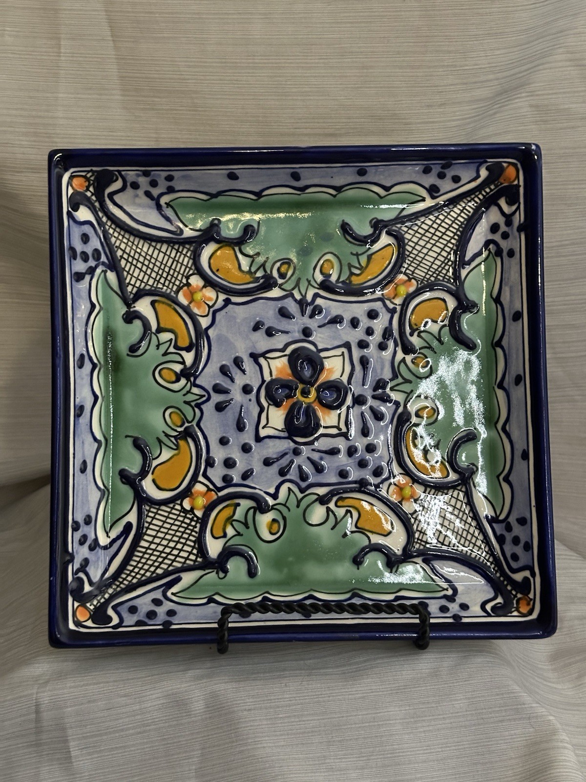Beautiful Hand Painted Talavera Plate