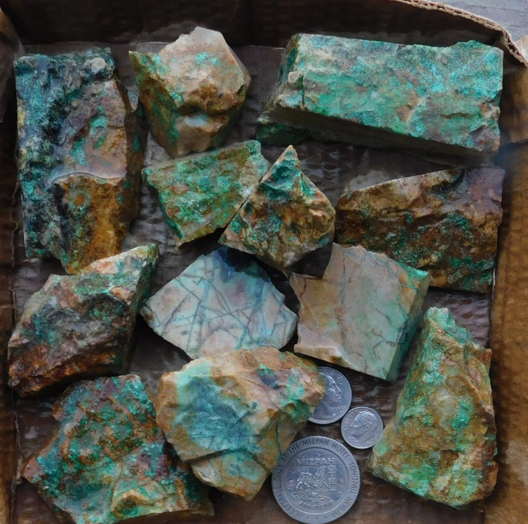 1 Kg Rough Turquoise no grade Saw Botttoms Blue Silver Mine Tonopah NV Lot A
